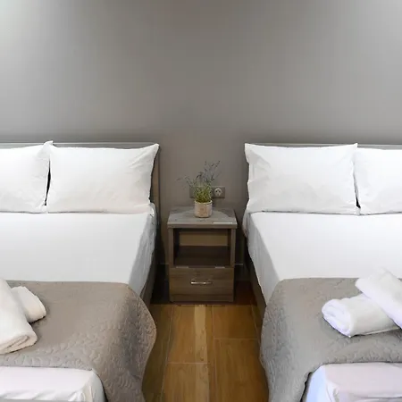 Nikoletakis Apart-hotel *